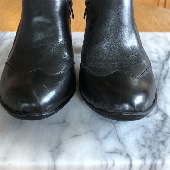 Born Ankle Booties W6.5 Black Preloved in Good Condition - Picture 7 of 14
